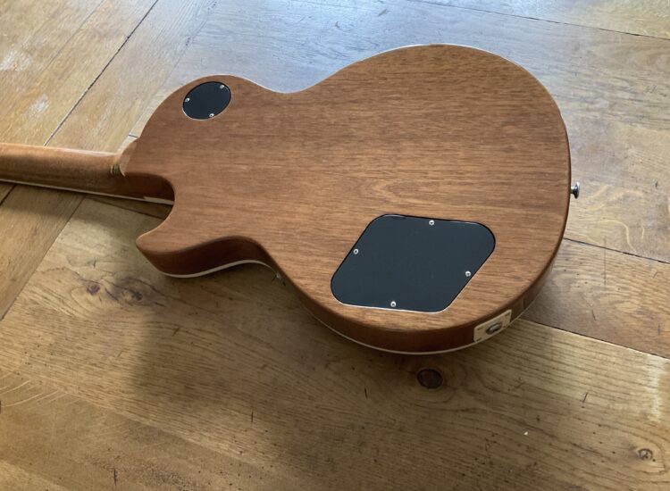 2020 Gibson Les Paul Standard Gold Top P90's - Image 8