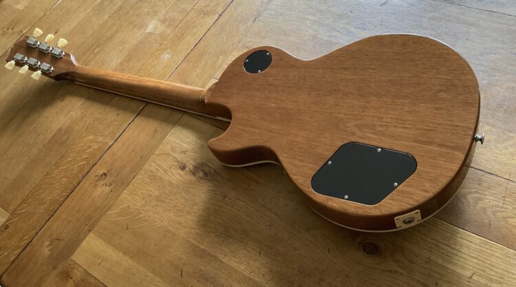 2020 Gibson Les Paul Standard Gold Top P90's - Image 9