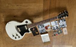 Rock n Roll Relics Thunder's Single Cut Polaris Aged White