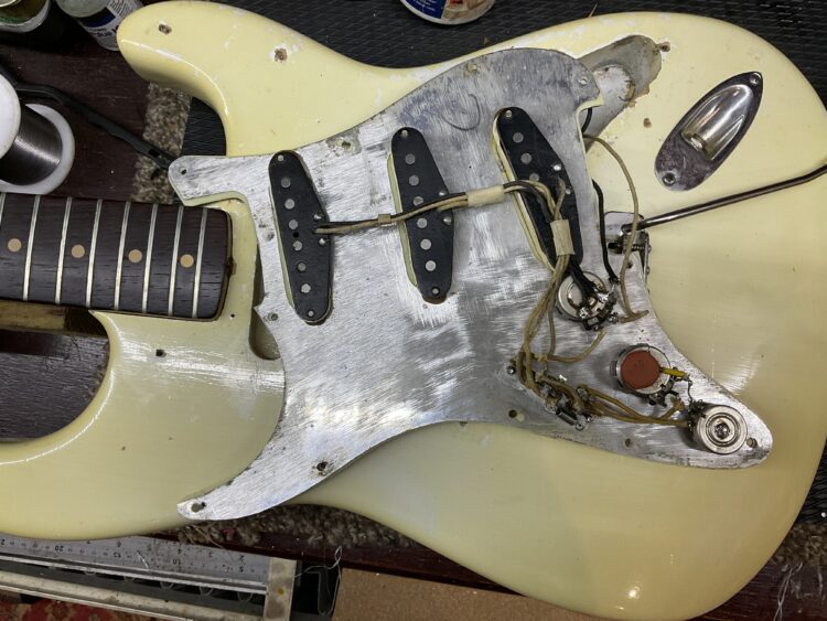 1961 Fender Stratocaster Olympic White - Image 27