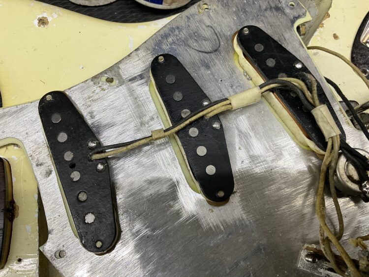 1961 Fender Stratocaster Olympic White - Image 19