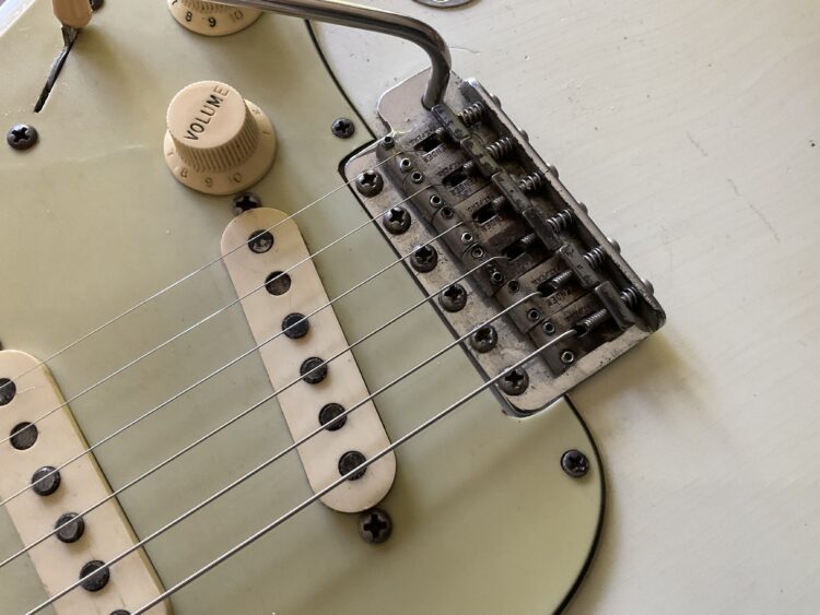 1961 Fender Stratocaster Olympic White - Image 5