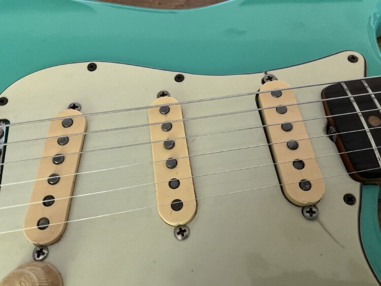 1964 Fender Stratocaster Foam Green - Image 7
