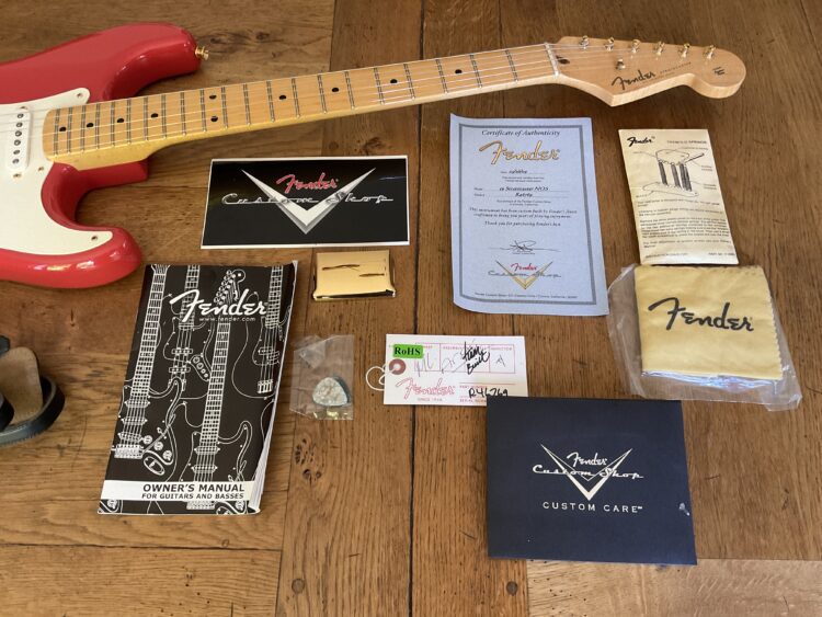 2009 Fender Custom Shop 59 Stratocaster Fiesta Red Gold Hardware. - Image 8
