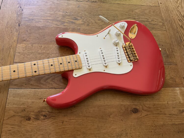 2009 Fender Custom Shop 59 Stratocaster Fiesta Red Gold Hardware. - Image 4