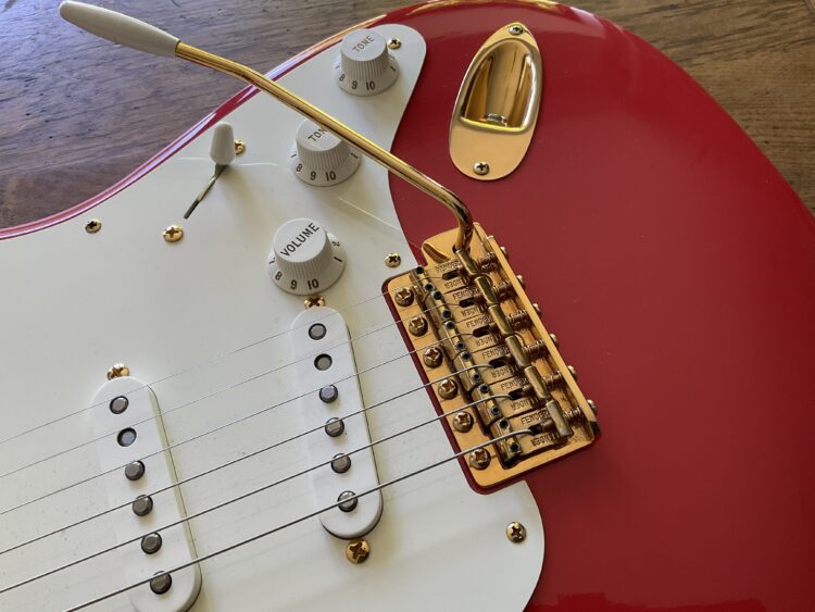 2009 Fender Custom Shop 59 Stratocaster Fiesta Red Gold Hardware. - Image 7