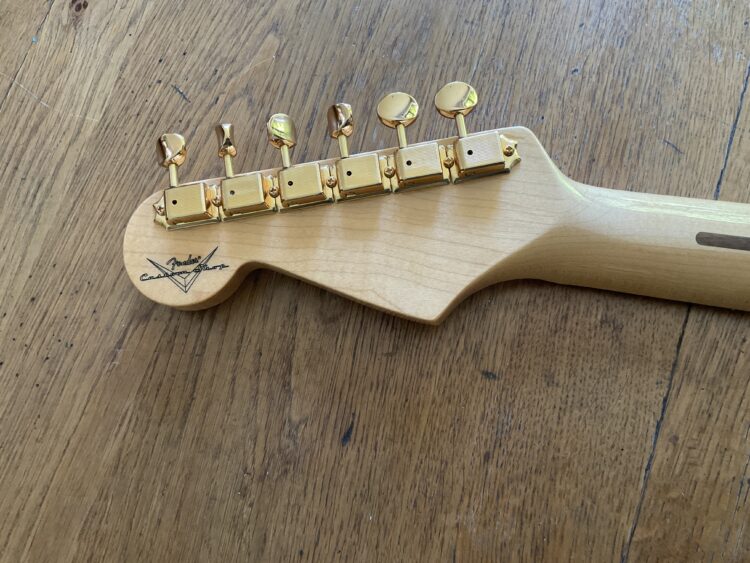 2009 Fender Custom Shop 59 Stratocaster Fiesta Red Gold Hardware. - Image 14