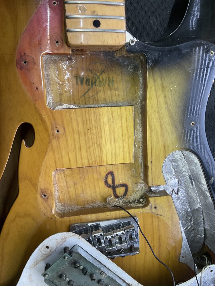1975 Fender Telecaster Thinline - Image 13