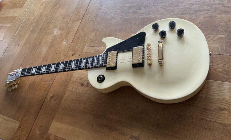 1995 Gibson Les Paul Studio - Image 3