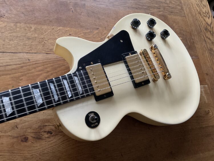 1995 Gibson Les Paul Studio - Image 4