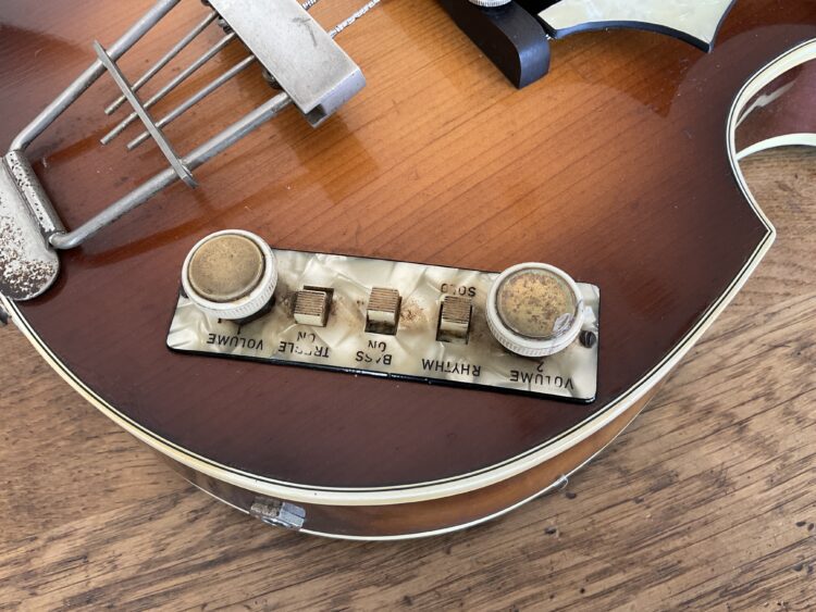 1964 Hofner 500/1 Violin Bass - Image 5