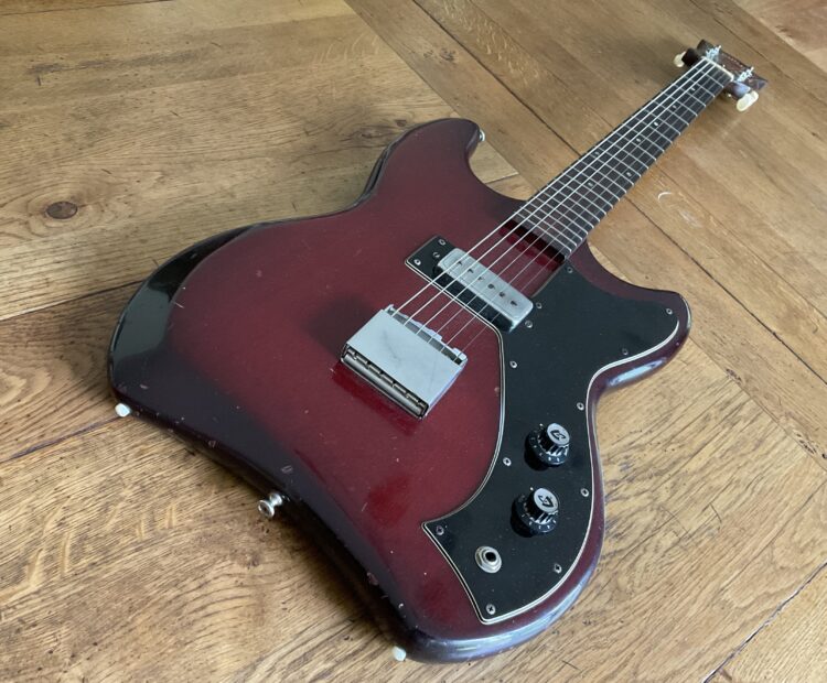 1963 Guild S50 Jetstar - Image 5