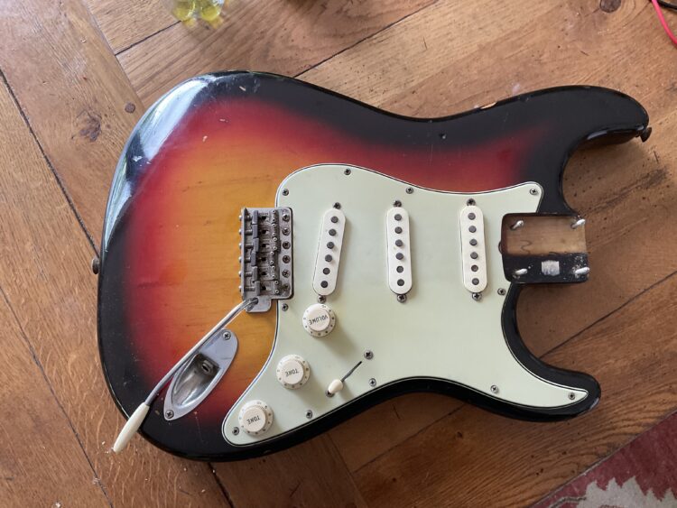 1964 Fender Stratocaster - Image 4