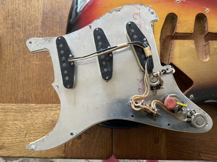 1964 Fender Stratocaster - Image 25
