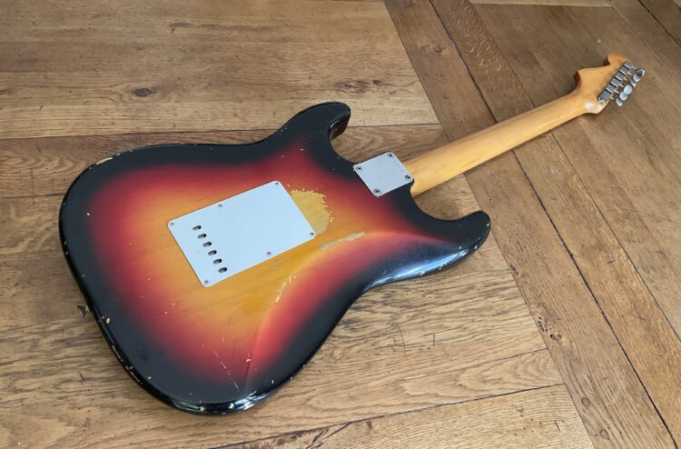 1964 Fender Stratocaster - Image 9