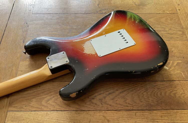 1964 Fender Stratocaster - Image 10