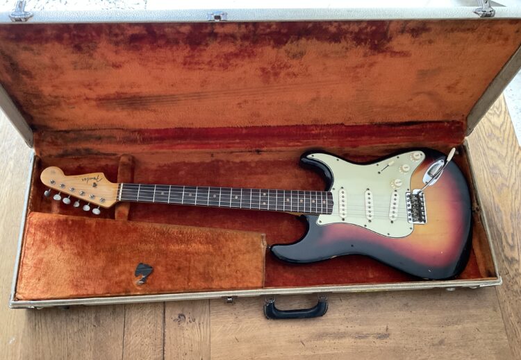 1964 Fender Stratocaster - Image 32