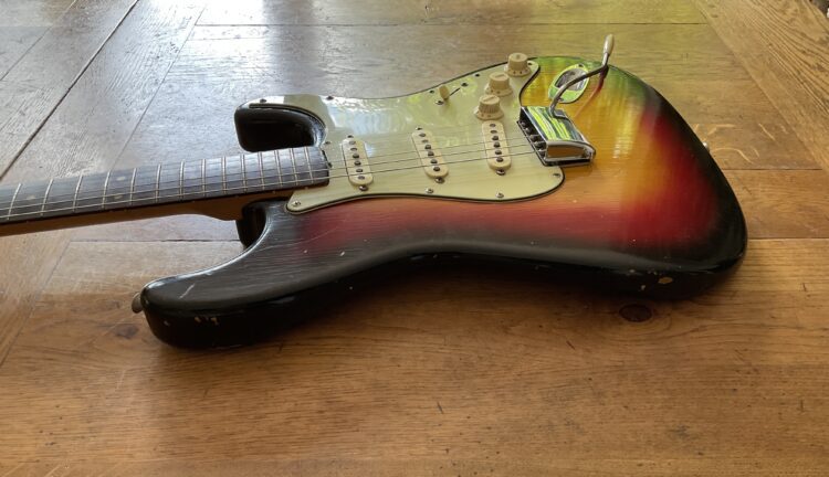 1963 Fender Stratocaster - Image 4