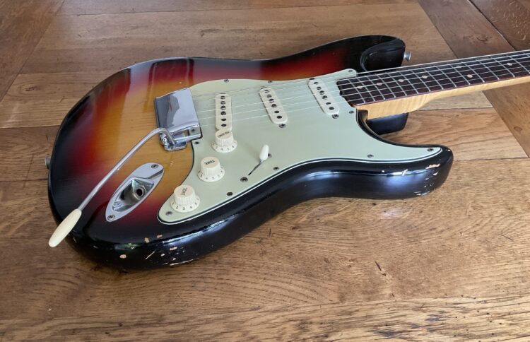 1963 Fender Stratocaster - Image 7