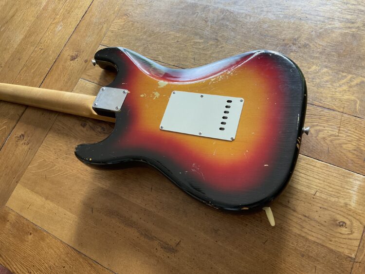 1963 Fender Stratocaster - Image 10