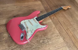 1962/3 Fender Stratocaster Fiesta Red      Sold