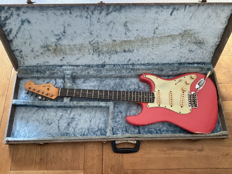 1962/3 Fender Stratocaster Fiesta Red - Image 19