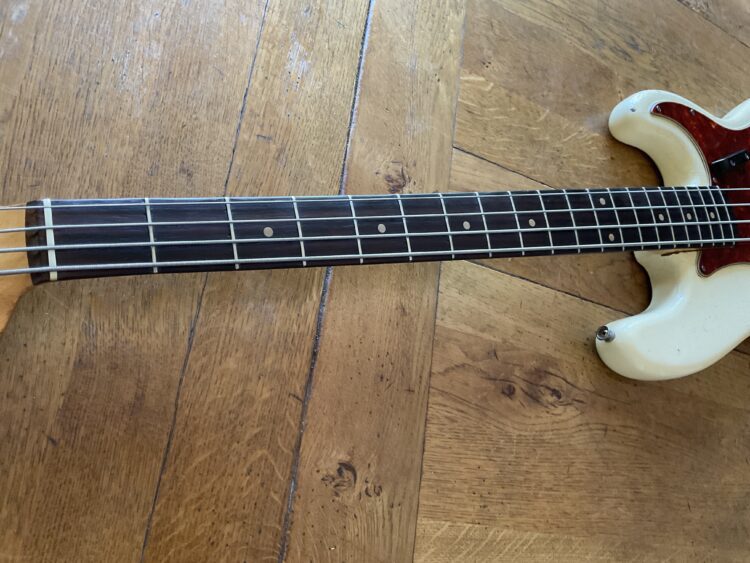 1960 Fender Precision Bass Olympic White - Image 10
