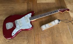 1966 Fender Jazzmaster Candy Apple Red Hold