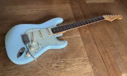 Player's 1963 Fender Stratocaster Sonic Blue
